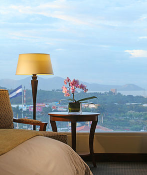 Hotel Real Intercontinental Managua At Metrocentro Mall