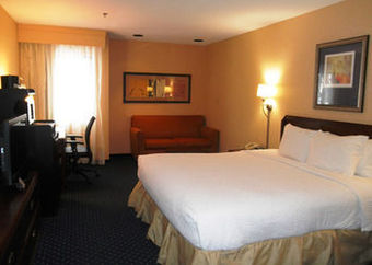 Hotel Quality Inn & Suites