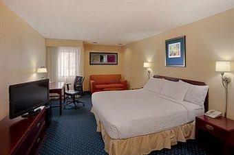 Hotel Quality Inn & Suites