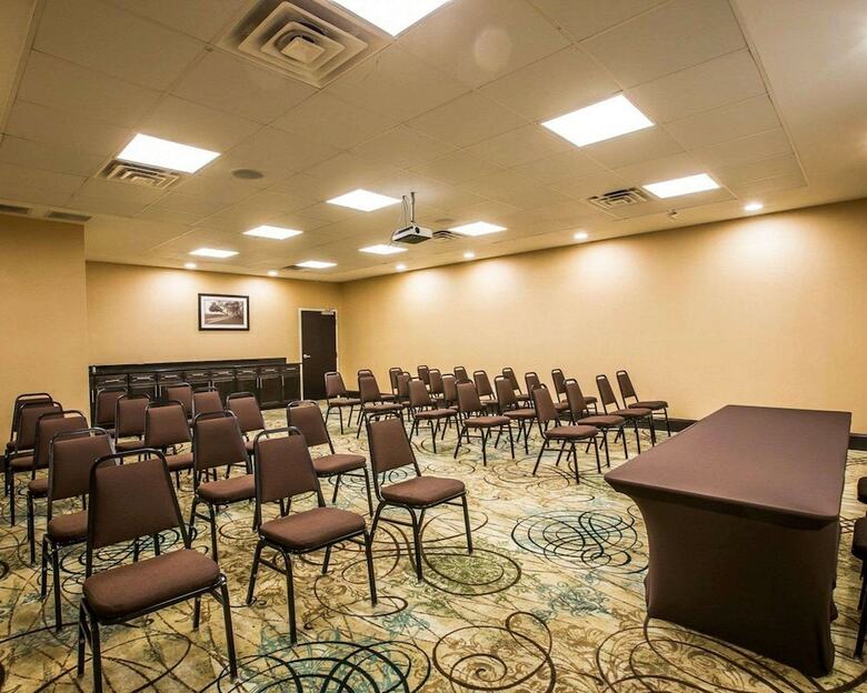 Hotel Comfort Suites Simpsonville