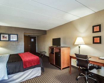 Hotel Comfort Inn & Suites