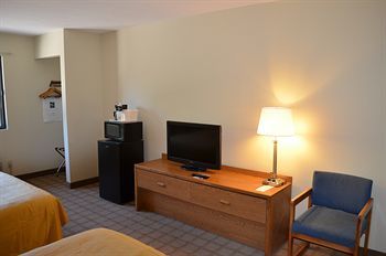 Hotel Quality Inn & Suites
