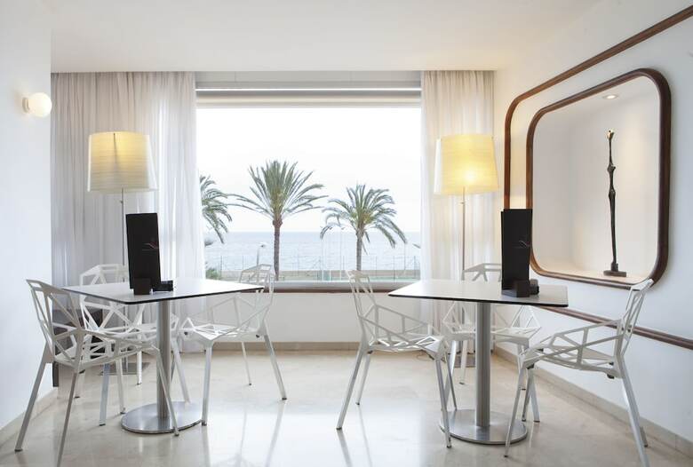 Hotel Albah�a Alicante