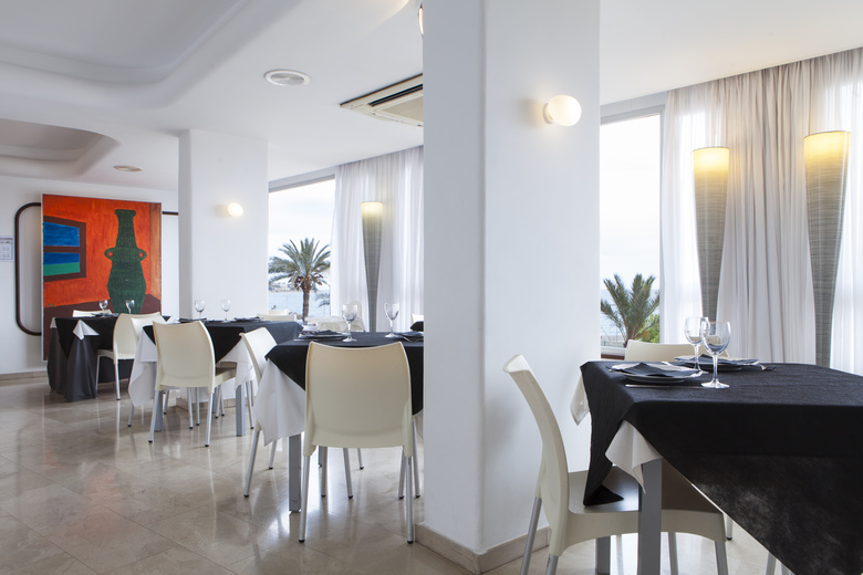 Hotel Albah�a Alicante