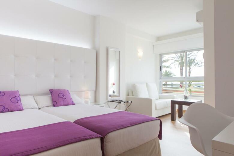 Hotel Albah�a Alicante