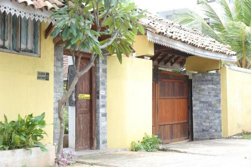 Silvereen Apartments