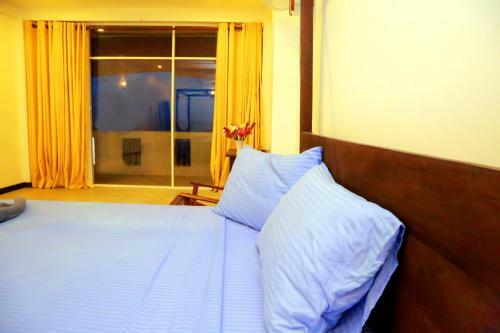 Hotel The Surf Lanka Resort
