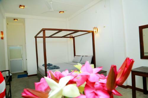 Hotel The Surf Lanka Resort