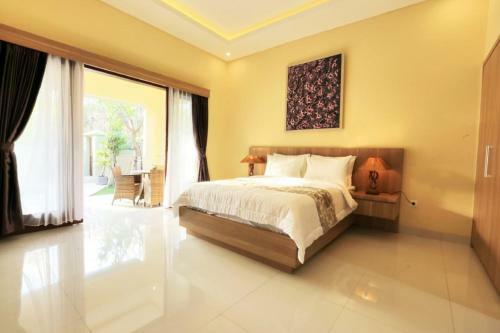 Kubu Kulat Villa