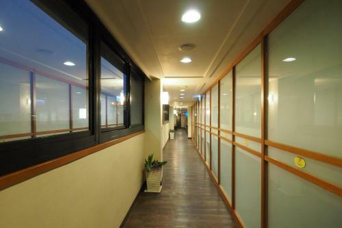 Young Soarian Hotel - Tainan