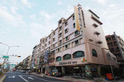 Young Soarian Hotel - Tainan