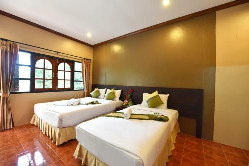 Hotel Forra Hill Resort
