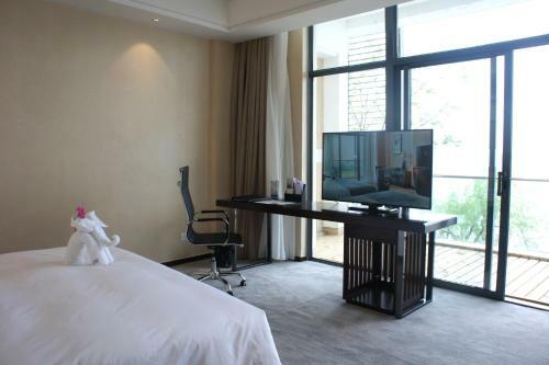 Suzhou Poli Chunshenhu Resort Hotel