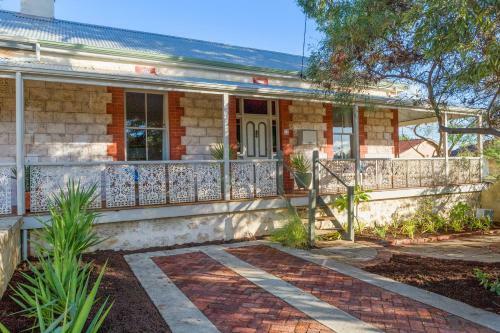 The Fremantle Stone Cottage