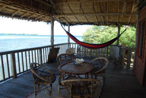 Lodge Imagination Island