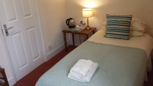 Bed & Breakfast Benslow Music