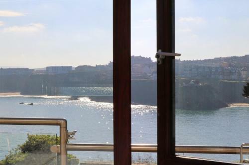 Sea View House