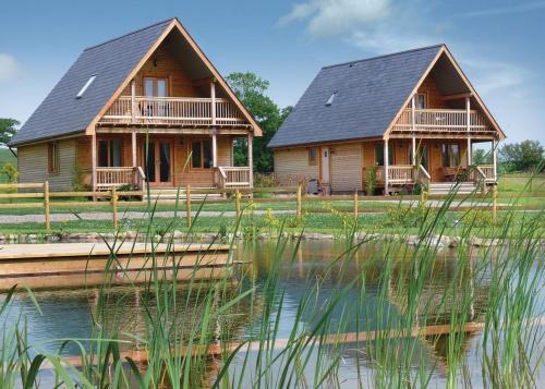 Oasis Lodges