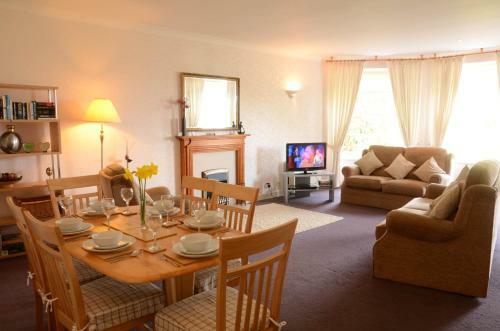 Ardencraig House Apartments