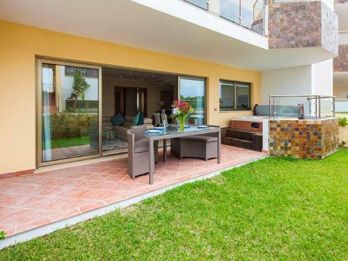 Apartamento Vila Castelo Parque