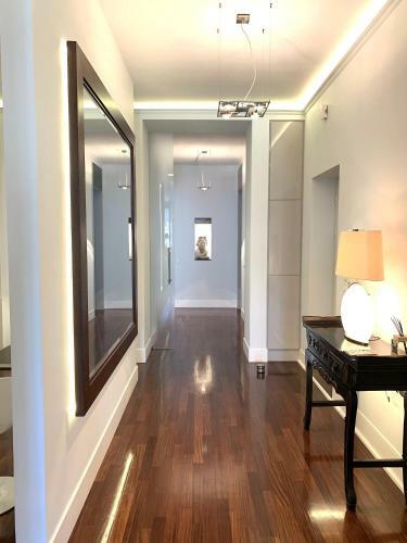 Luxury Apartments Mondrian Old Town IV