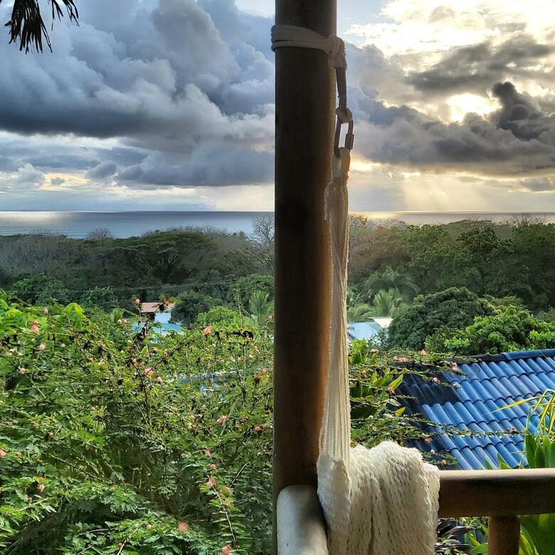 Villa Horizon Hotel & Yoga Center