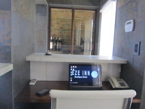 Eze Inn Boutique Hotel