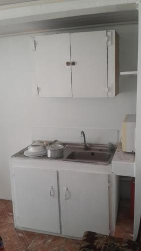 Hostal Julian Guest House