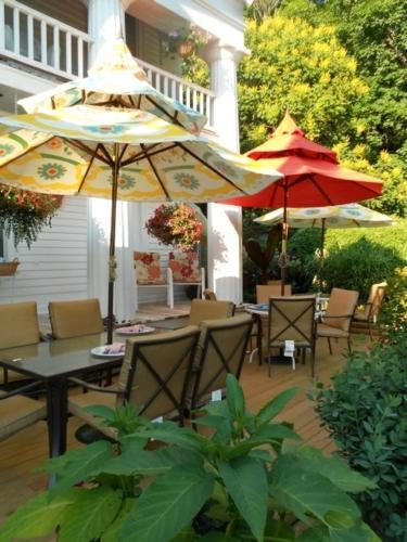 House Of 1833 Bed And Breakfast