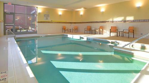 Hotel Courtyard By Marriott Muncie At Horizon Convention Center