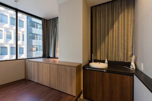 Grids Tokyo Nihombashi East Hotel&hostel