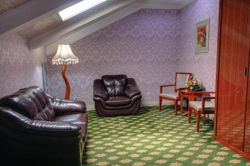 City Line Boutique Hotel