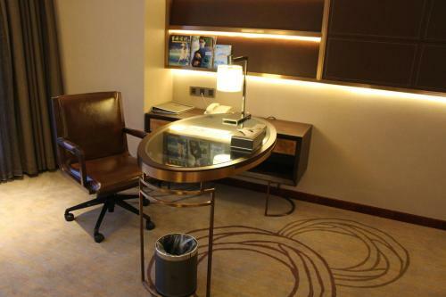 Yancheng Jinying Shangmei Hotel