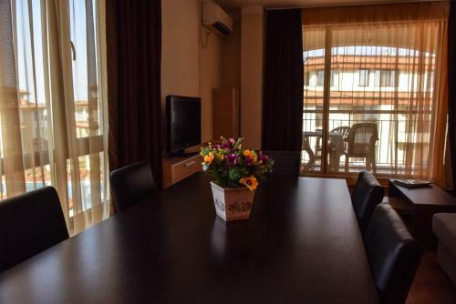 Sea Club Sarafovo Apartments
