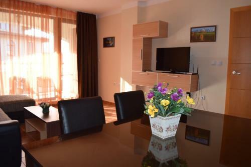Sea Club Sarafovo Apartments