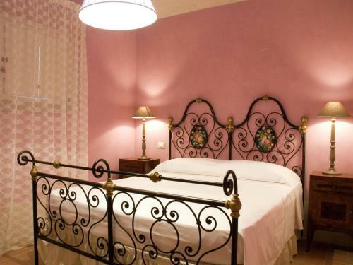 Special Apartments In Braccagni With Orthopedic Beds