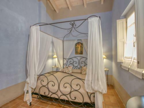 Special Apartments In Braccagni With Orthopedic Beds