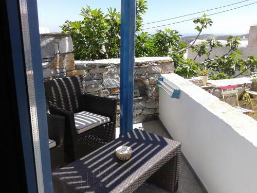 Stegadi Apartments Sikinos