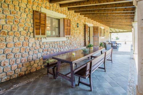 Villa Son Mel Contesti