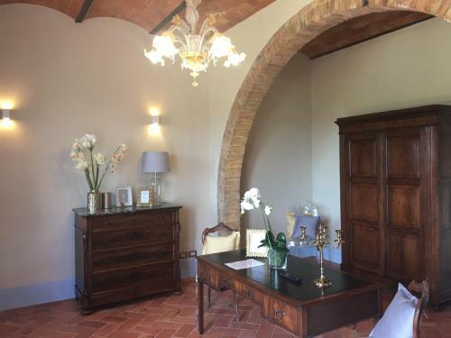Hotel Cordella In Montalcino Wine Resort