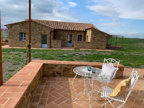 Hotel Cordella In Montalcino Wine Resort