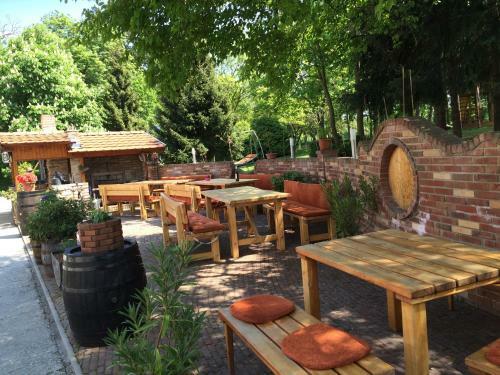 Hostal Bartal Rodinn� Vin�rstvo