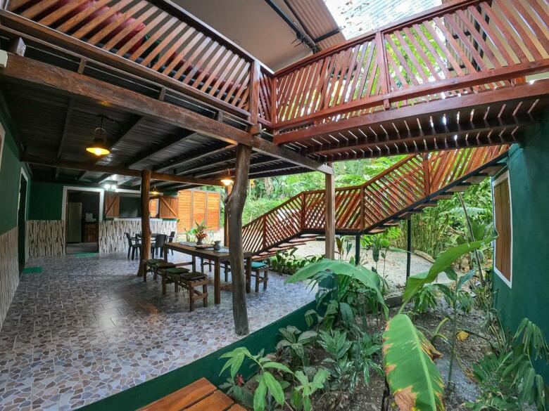 Jungle Green House