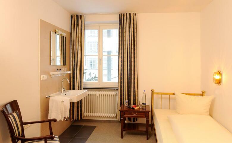 Hotel Blauer Bock