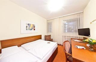 Novum Hotel Rieker Stuttgart Hauptbahnhof