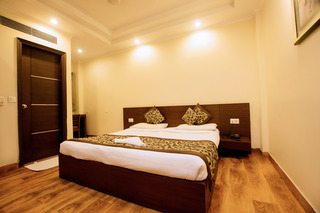 Hotel The Pearl - A Royal Residency