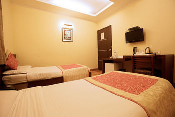 Hotel The Pearl - A Royal Residency