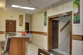 Hotel Oyo Rooms Huda City Center