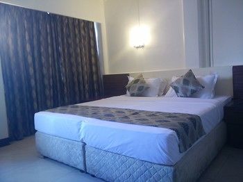 Strand Hotel
