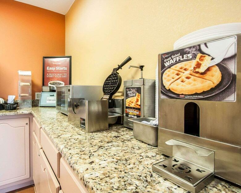 Hotel Econo Lodge Inn & Suites